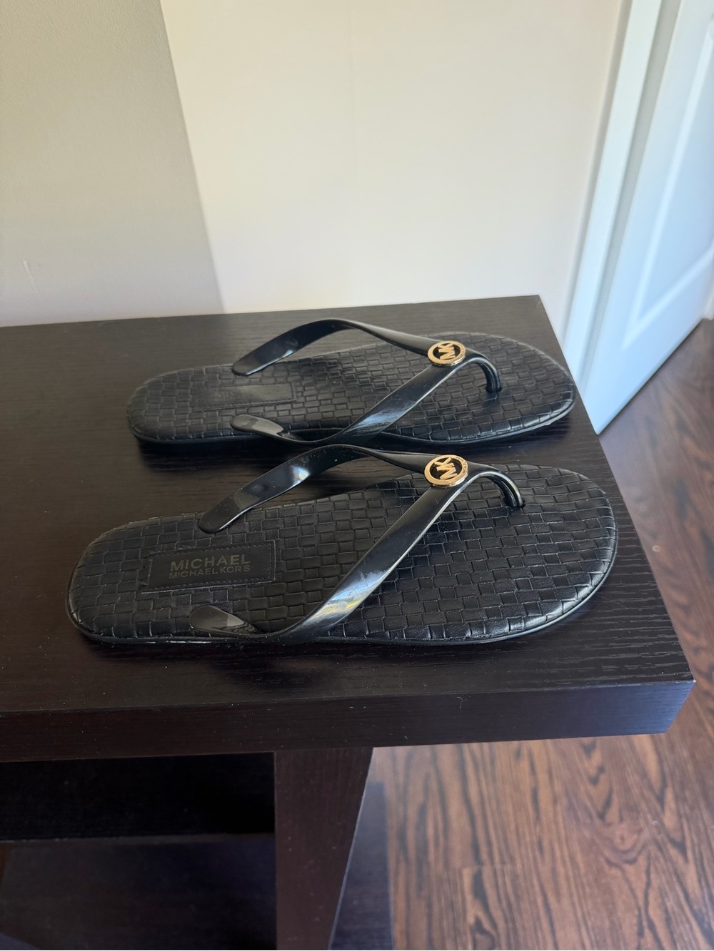 MICHAEL Michael Kors Flip-Flops